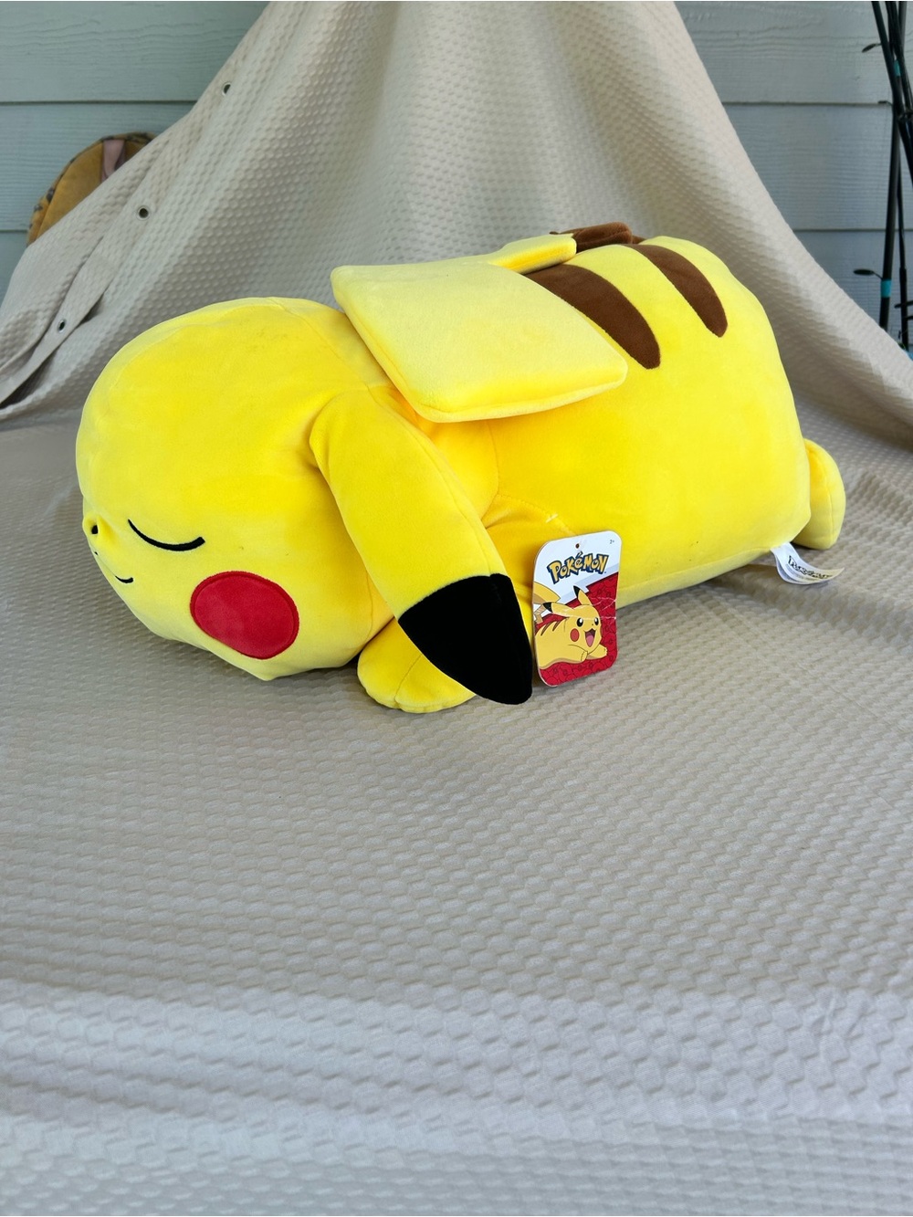 NWT Pokémon Pikachu Oversized Sleeping Plush Stuffed Animal Yellow 20 in Cartoon